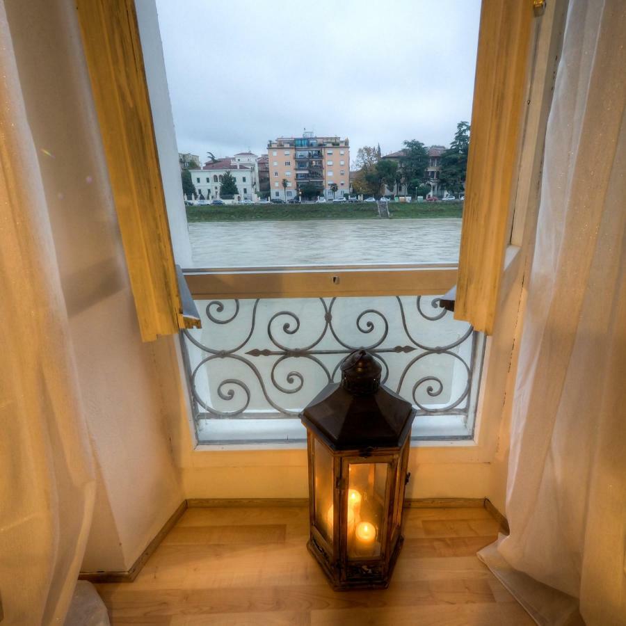 Casa Archi - Vista Sul Fiume Apartment Verona Ngoại thất bức ảnh